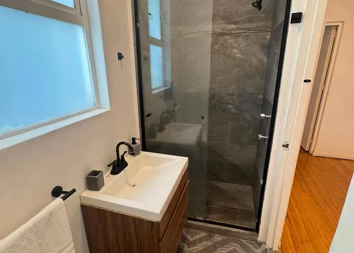 Spacious In The Chic Polanco District